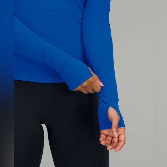 Lululemon Ventilated MeshBack Running Long Sleeve
Blazer Tone Blue - size 2 - Picture 4 of 7